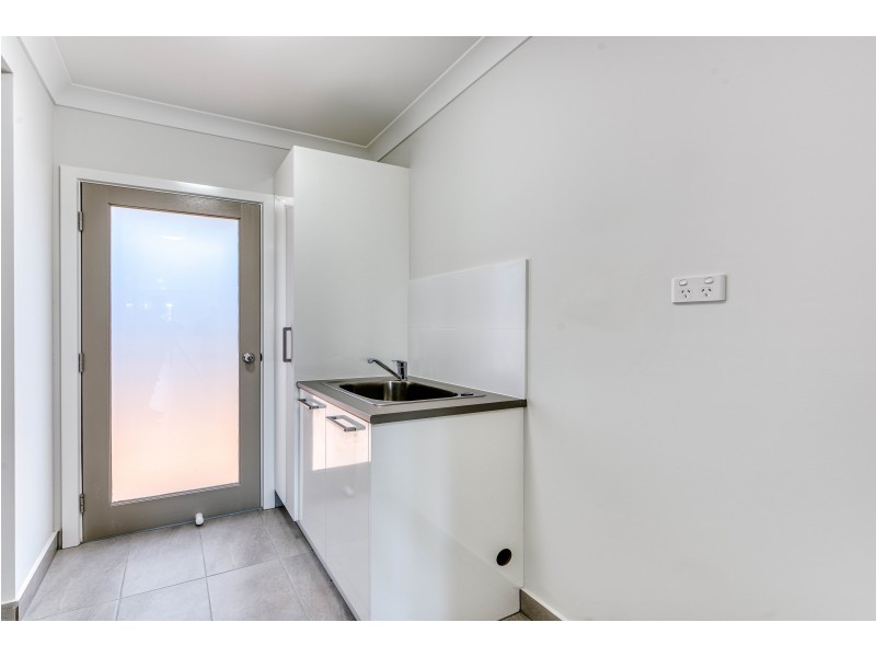 5 Bielski Crescent, Oran Park NSW 2570