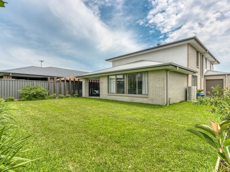 10 Myer Way, Oran Park NSW 2570