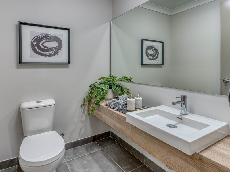 10 Myer Way, Oran Park NSW 2570