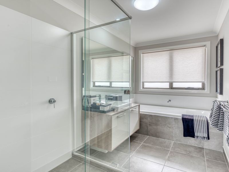 10 Myer Way, Oran Park NSW 2570