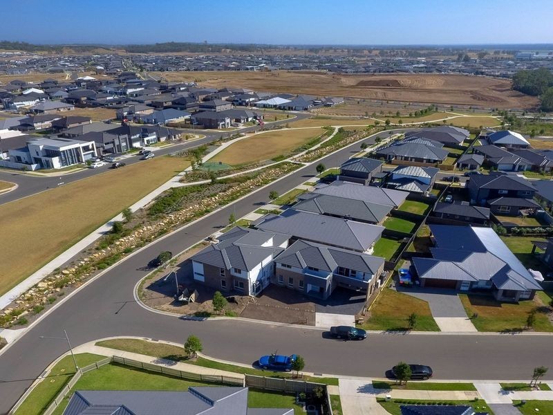 22 Weldon Street, Oran Park NSW 2570