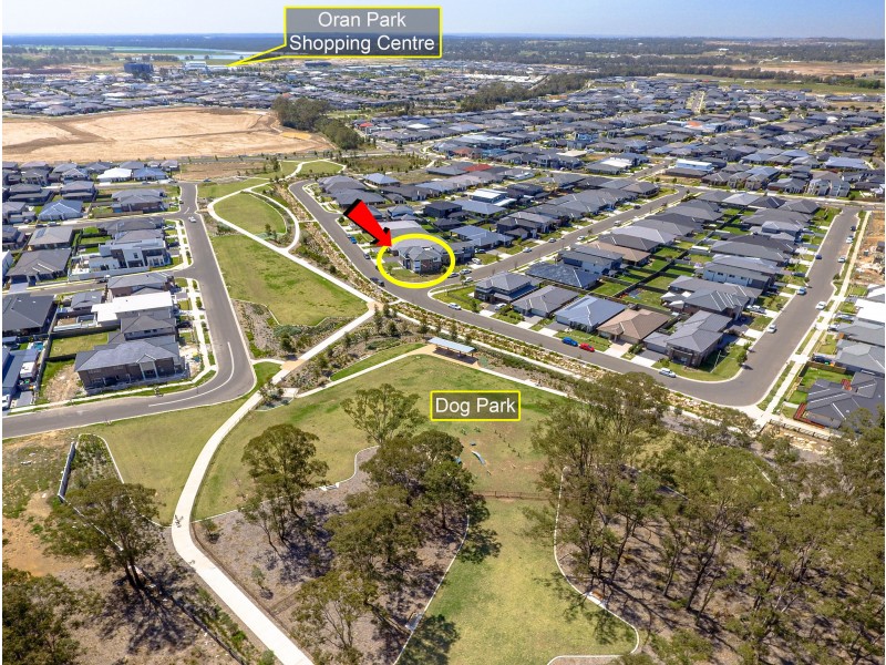 32 Howards Loop, Oran Park NSW 2570
