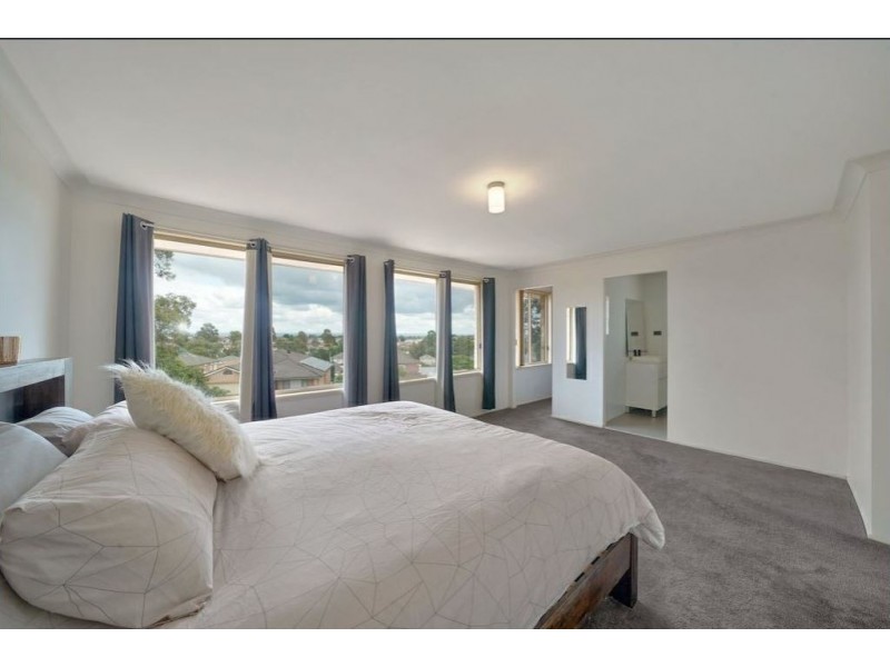 35 The Cascades, Mount Annan NSW 2567