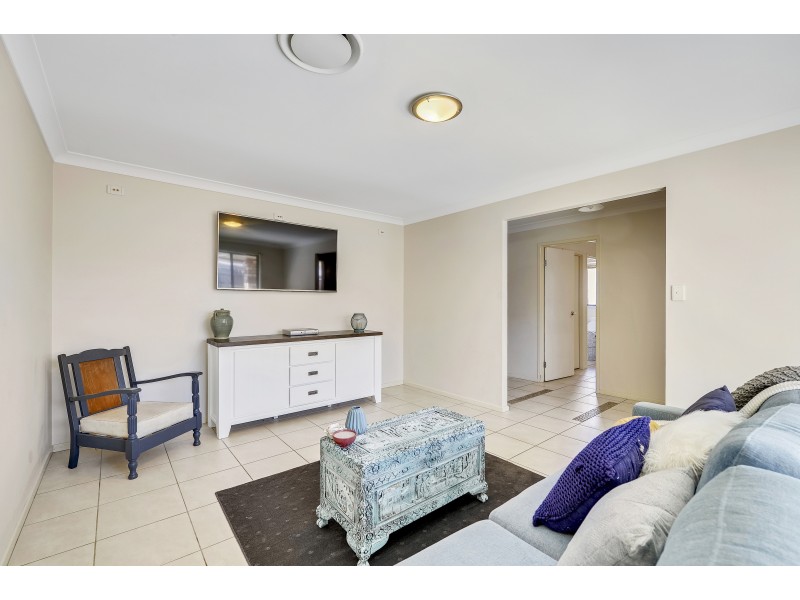 2-4 Hilltop Crescent, Jimboomba QLD 4280