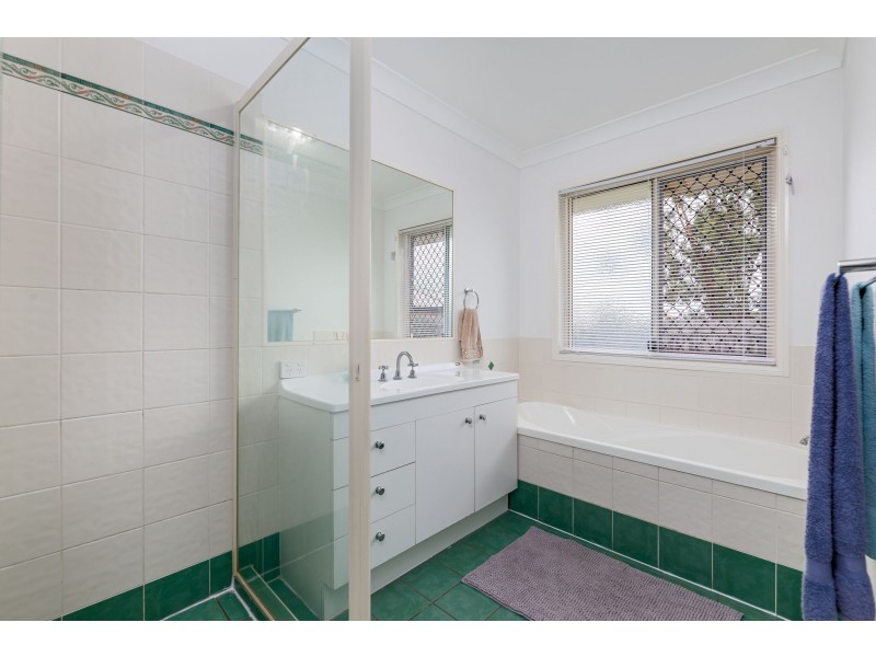 9 Rusty Oak Court, Flagstone QLD 4280