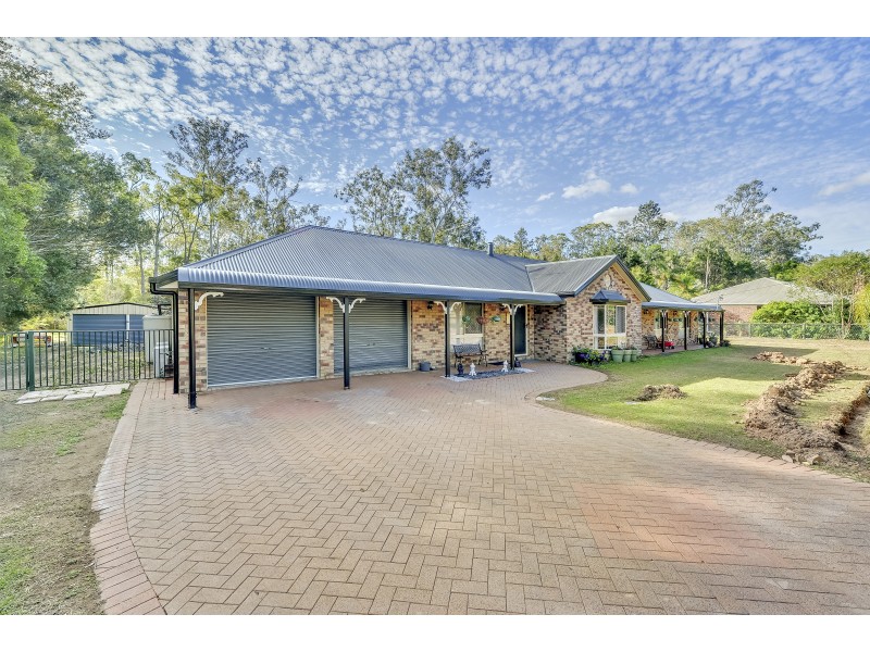 36 Serengetti Drive, Munruben QLD 4125