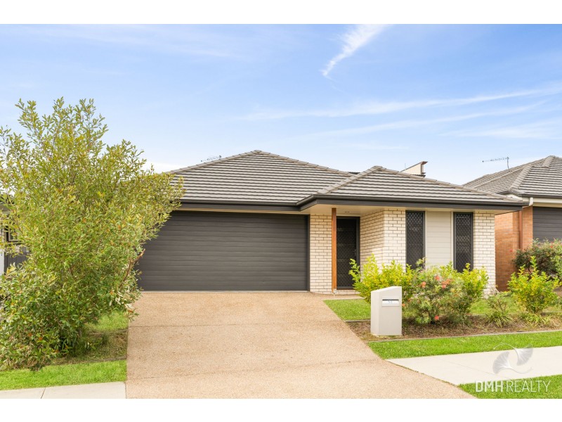 52 Steamer Way, Spring Mountain QLD 4124
