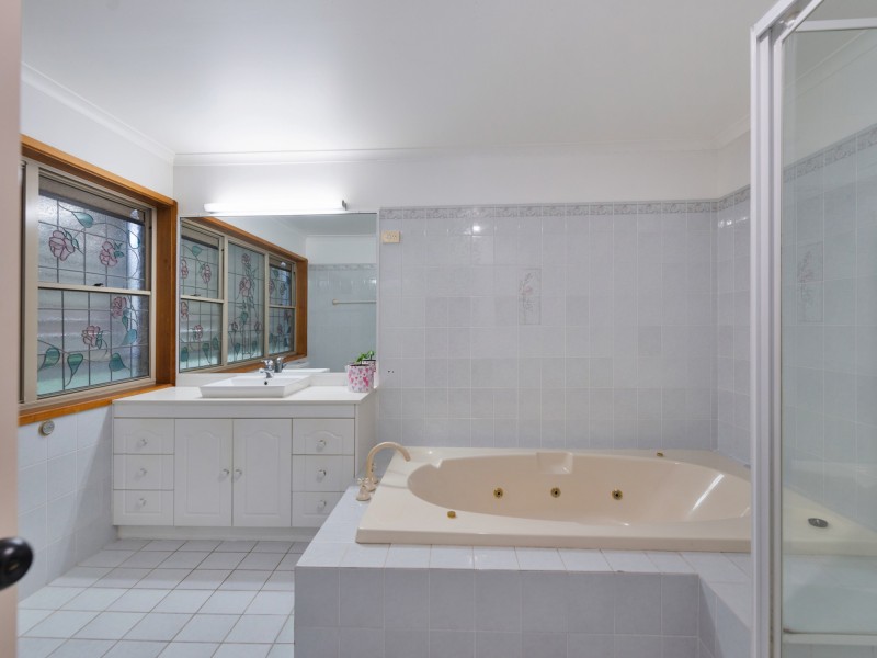 12 Healy Court, Ormeau QLD 4208