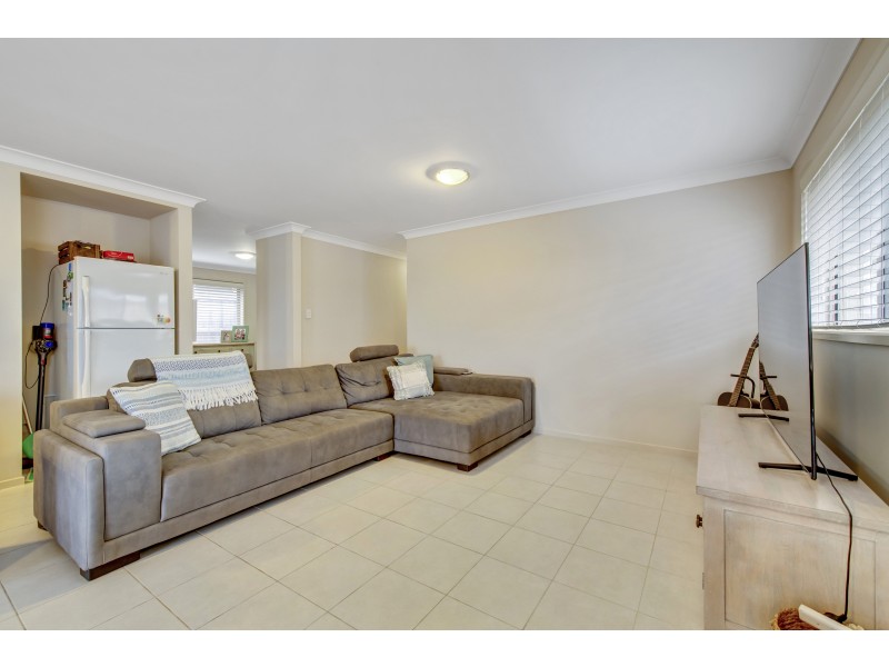 30 Morris Crescent, Bellbird Park QLD 4300