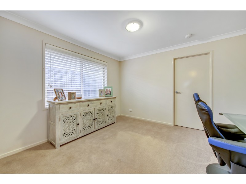 30 Morris Crescent, Bellbird Park QLD 4300