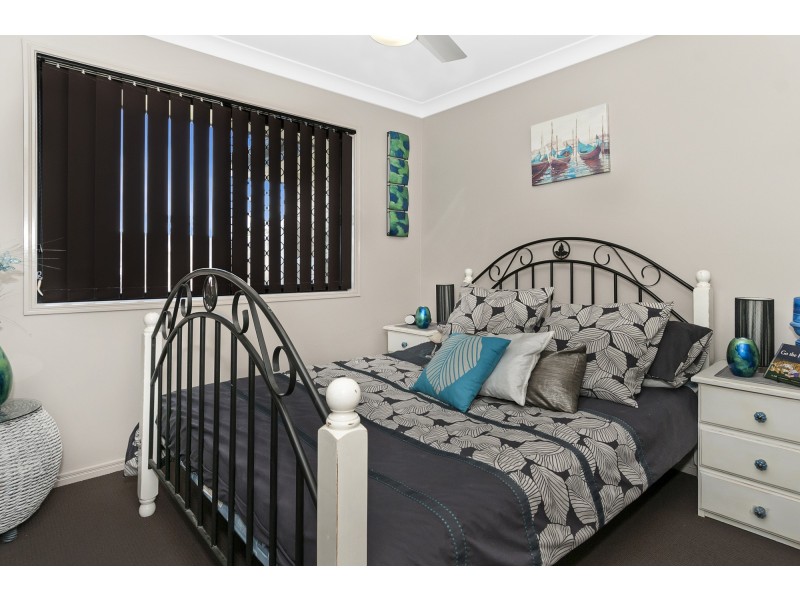 29 Outlook Crescent, Flagstone QLD 4280