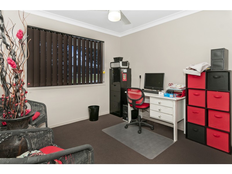 29 Outlook Crescent, Flagstone QLD 4280