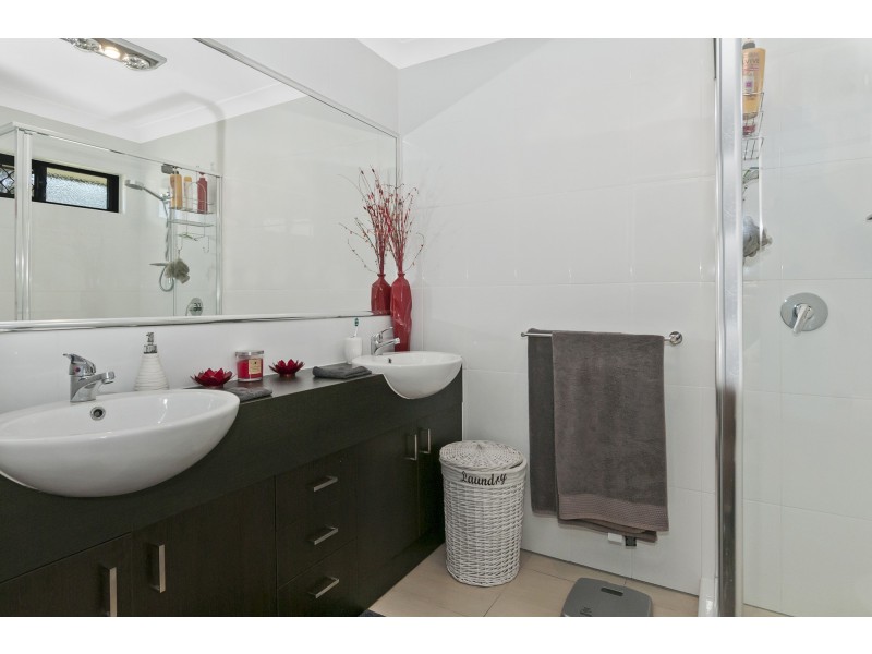 29 Outlook Crescent, Flagstone QLD 4280