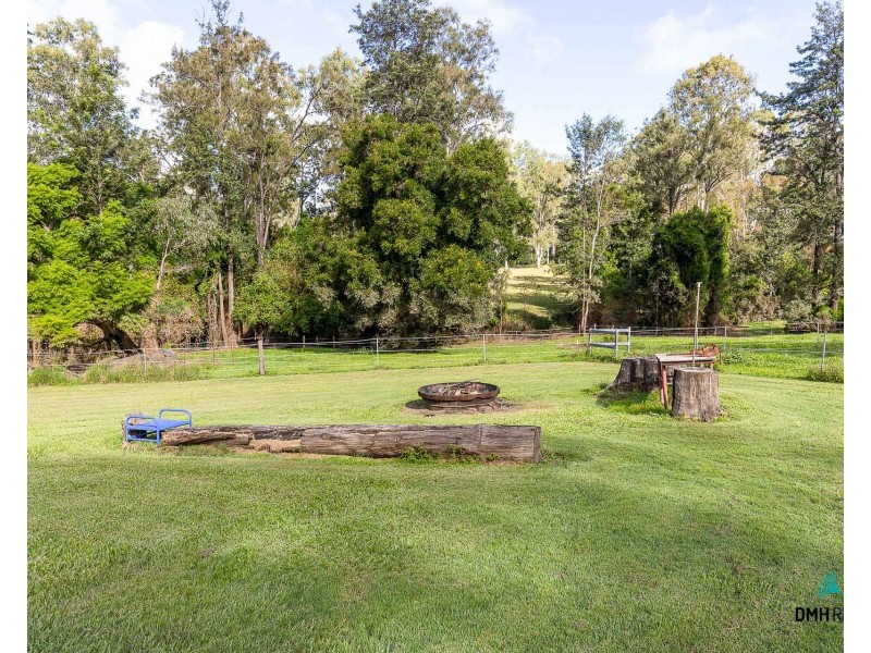 563 Plunkett Road, Cedar Creek QLD 4207