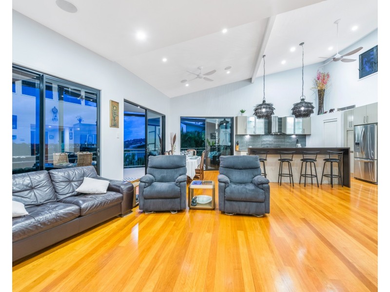 16 Kukulies Court, Currumbin Waters QLD 4223