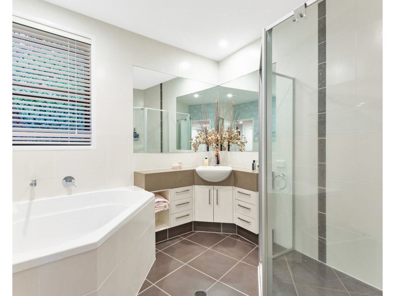 16 Kukulies Court, Currumbin Waters QLD 4223
