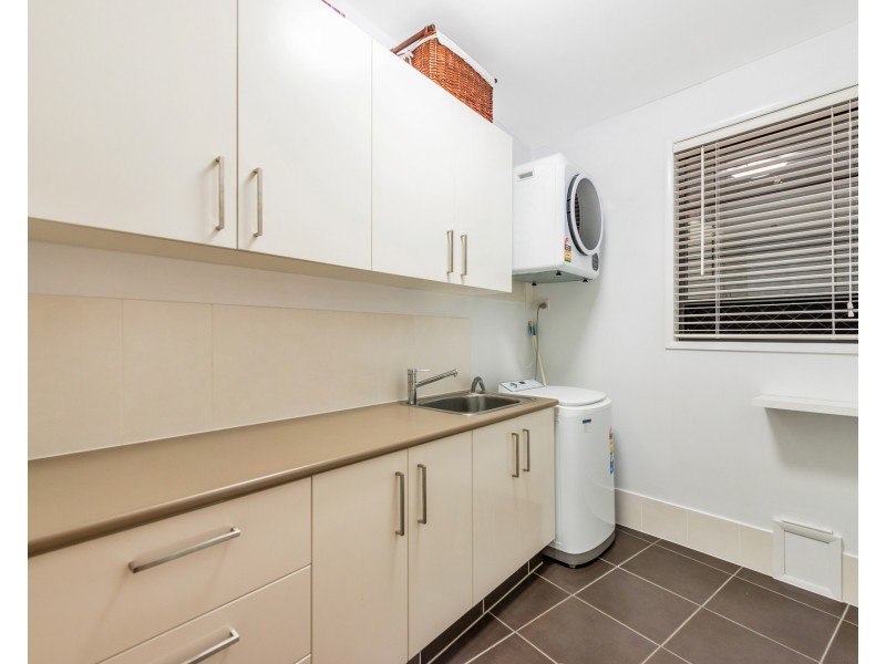 16 Kukulies Court, Currumbin Waters QLD 4223