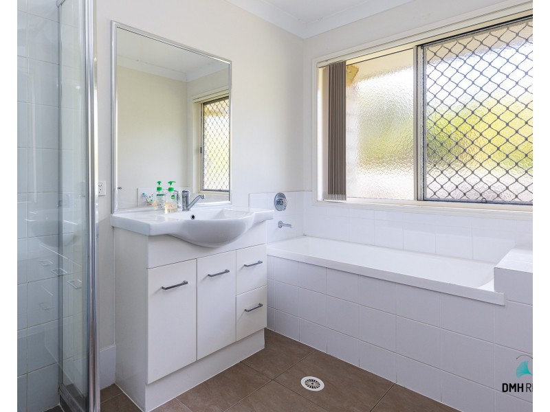 20-22 Strathmore Way, Gleneagle QLD 4285