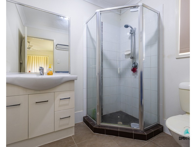 20-22 Strathmore Way, Gleneagle QLD 4285