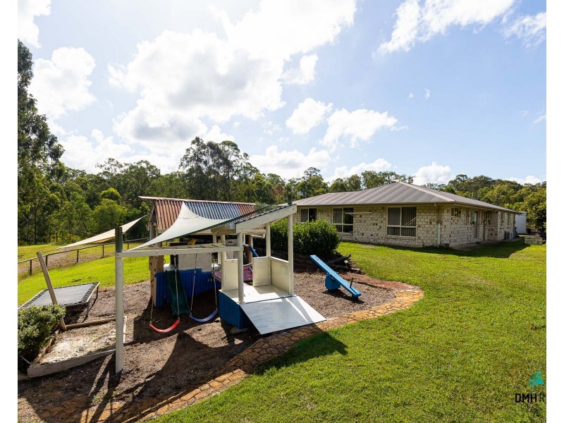 20-22 Strathmore Way, Gleneagle QLD 4285
