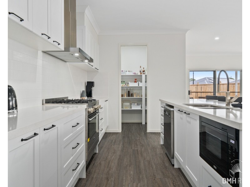 8 Narran Street, Jimboomba QLD 4280
