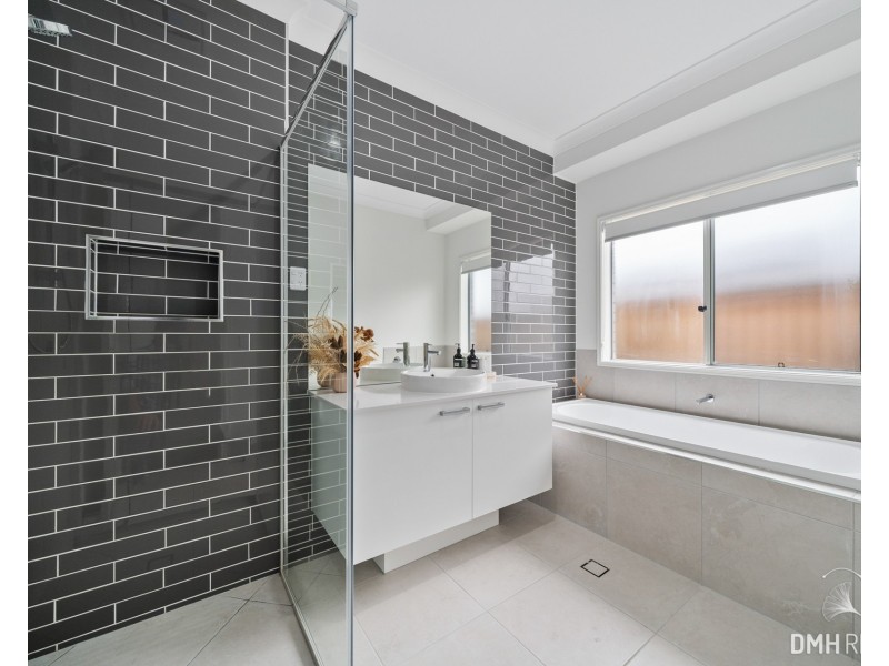 8 Narran Street, Jimboomba QLD 4280