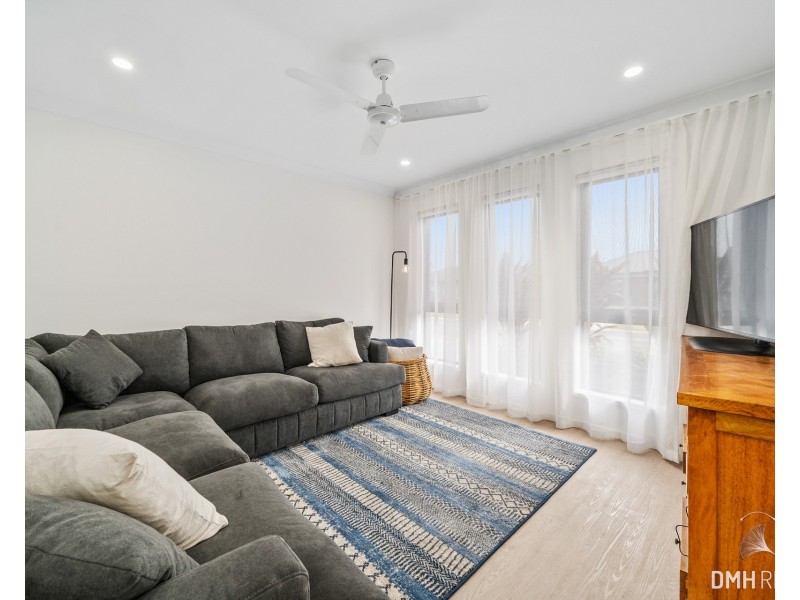 4 Normanby Way, Jimboomba QLD 4280