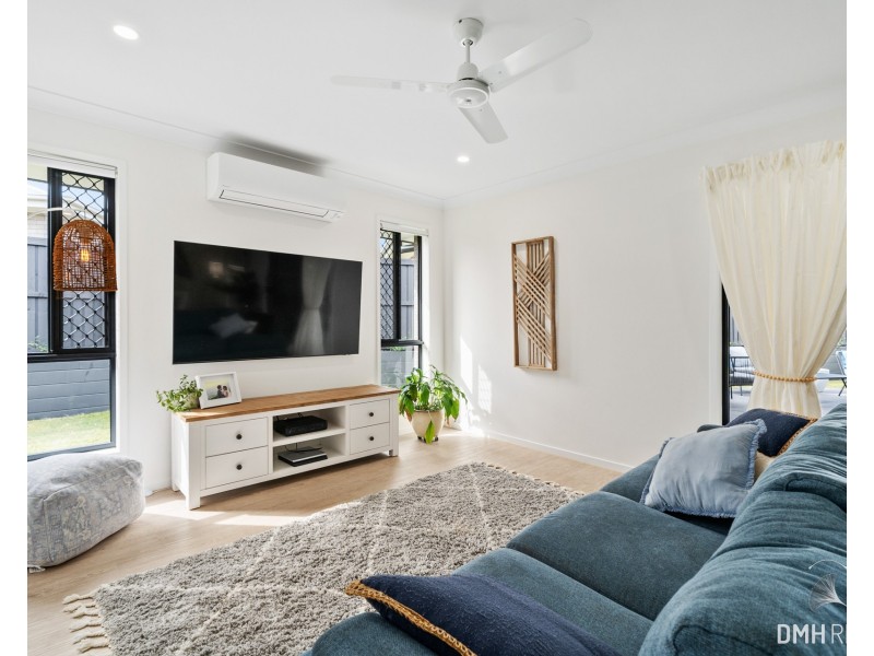 4 Normanby Way, Jimboomba QLD 4280