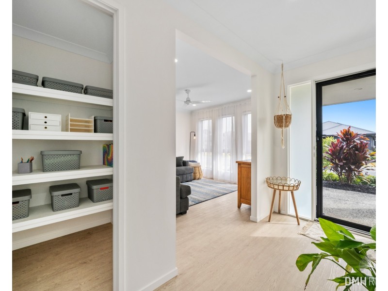 4 Normanby Way, Jimboomba QLD 4280