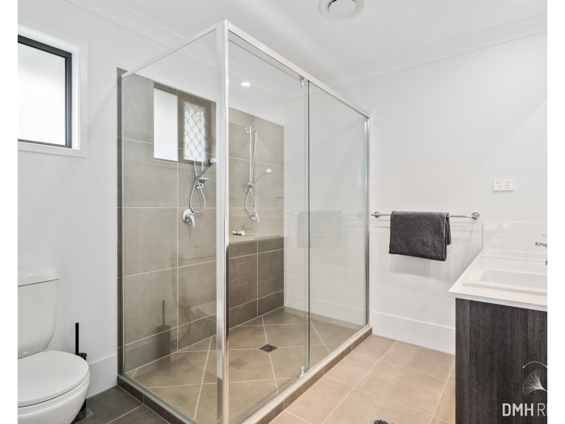 4 Normanby Way, Jimboomba QLD 4280