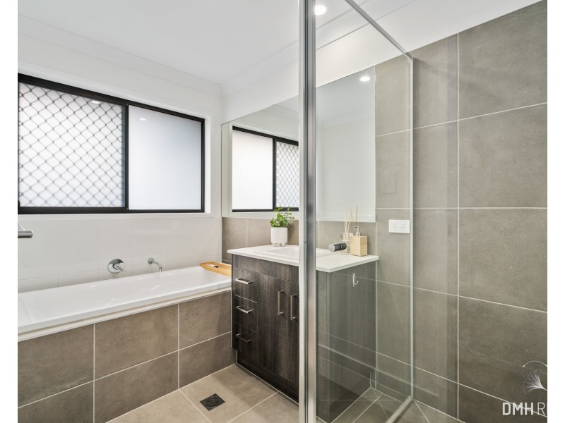 4 Normanby Way, Jimboomba QLD 4280