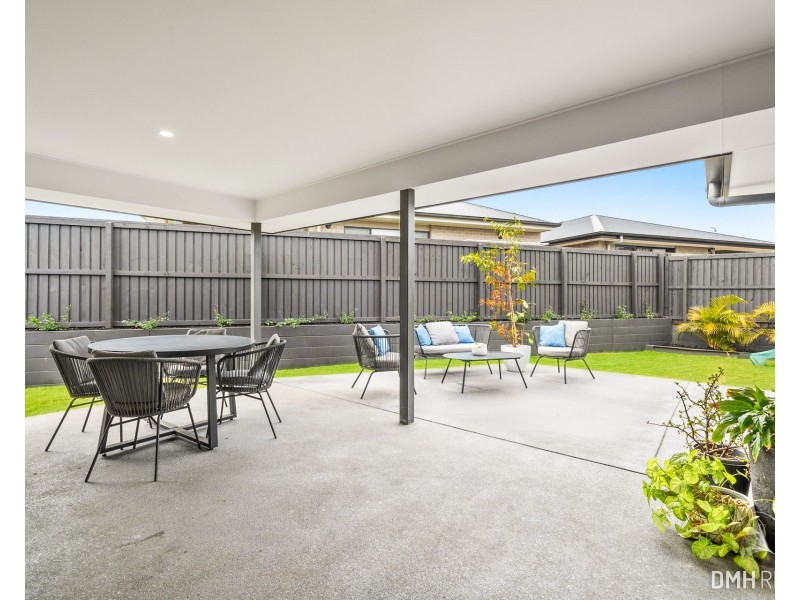 4 Normanby Way, Jimboomba QLD 4280