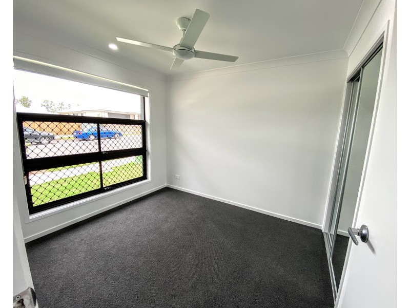 64 Hann Street, South Maclean QLD 4280