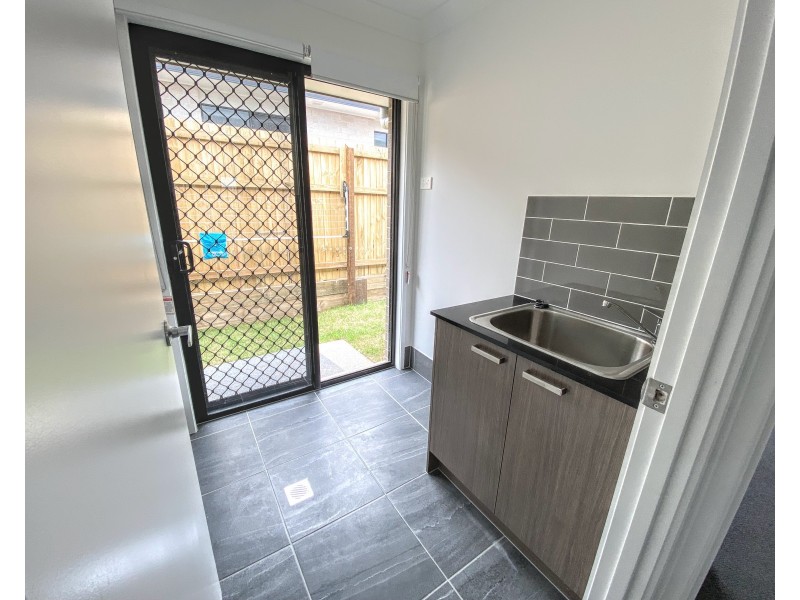 64 Hann Street, South Maclean QLD 4280