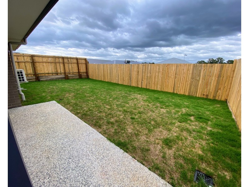 64 Hann Street, South Maclean QLD 4280