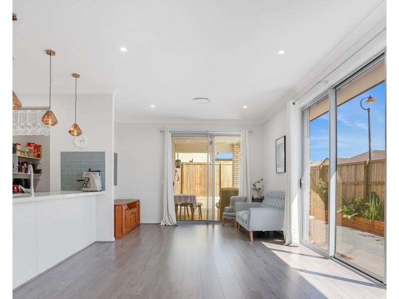 1 Esk Street, South Maclean QLD 4280