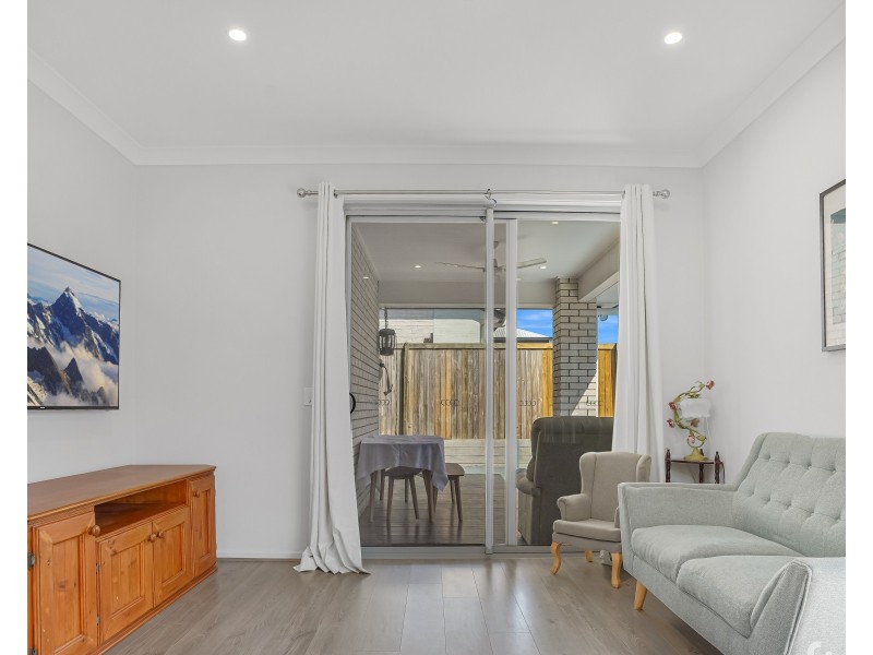 1 Esk Street, South Maclean QLD 4280
