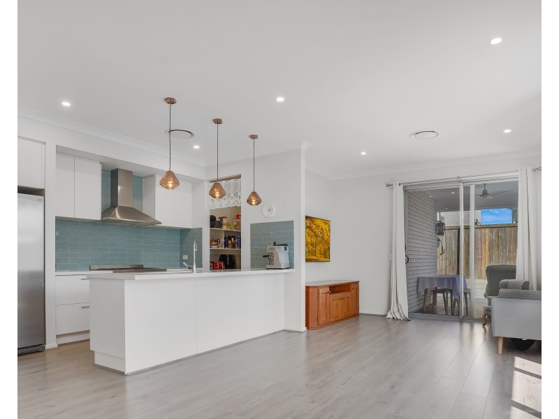 1 Esk Street, South Maclean QLD 4280
