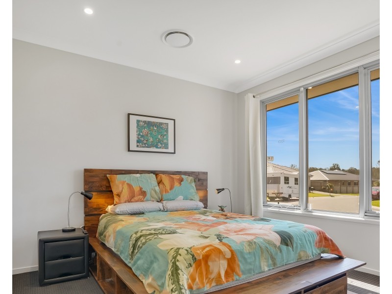 1 Esk Street, South Maclean QLD 4280