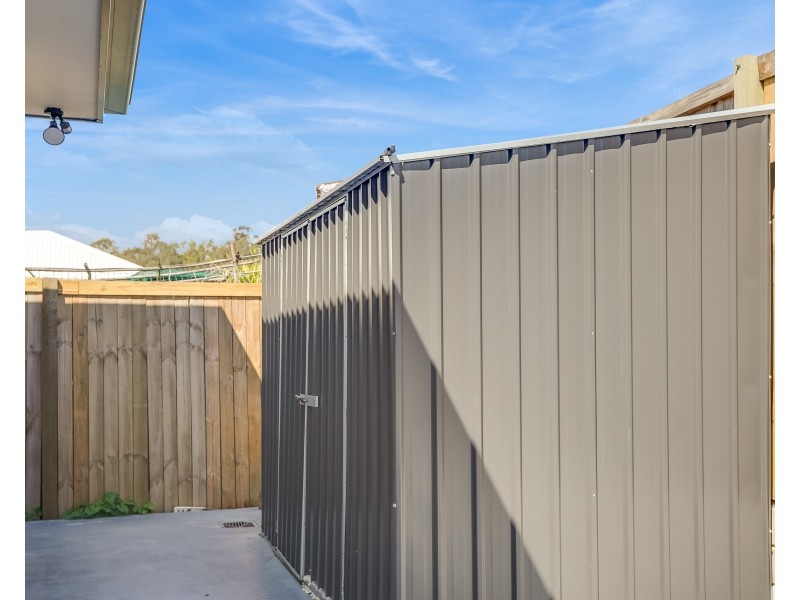 1 Esk Street, South Maclean QLD 4280