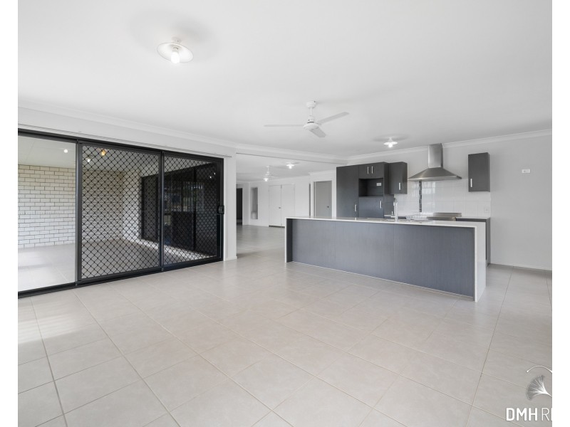 2 Cavell Court, Woodhill QLD 4285