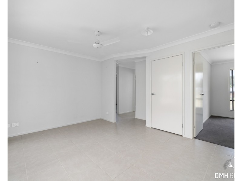 2 Cavell Court, Woodhill QLD 4285