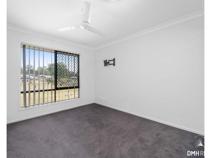 2 Cavell Court, Woodhill QLD 4285