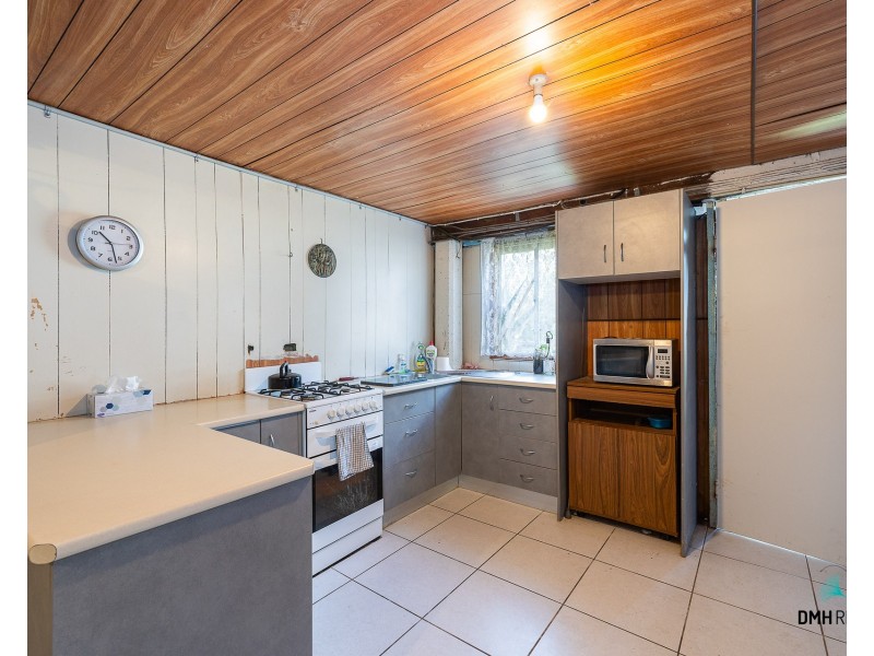 63 Aquarius Drive, Kingston QLD 4114