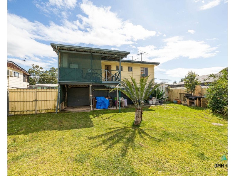 63 Aquarius Drive, Kingston QLD 4114
