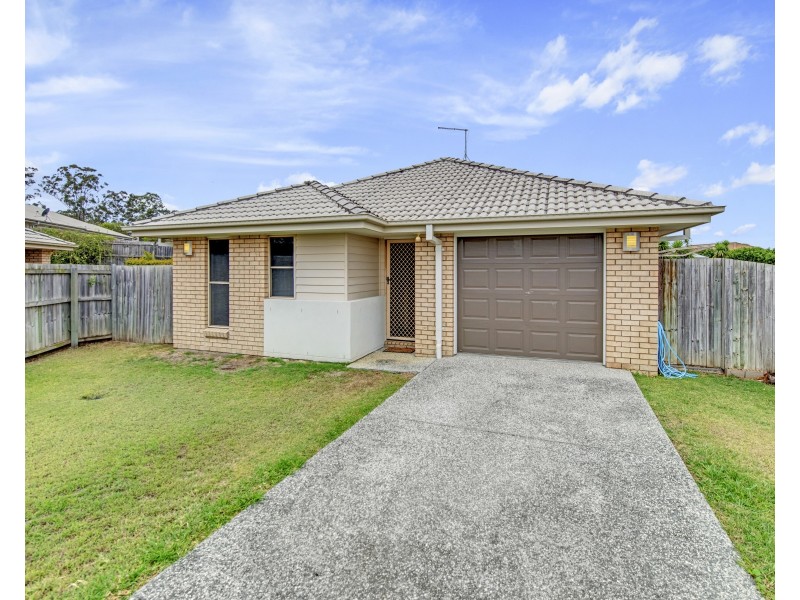 27 Finley Street, Gleneagle QLD 4285