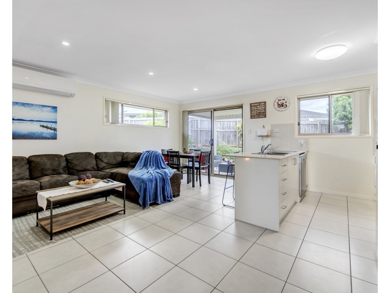 27 Finley Street, Gleneagle QLD 4285