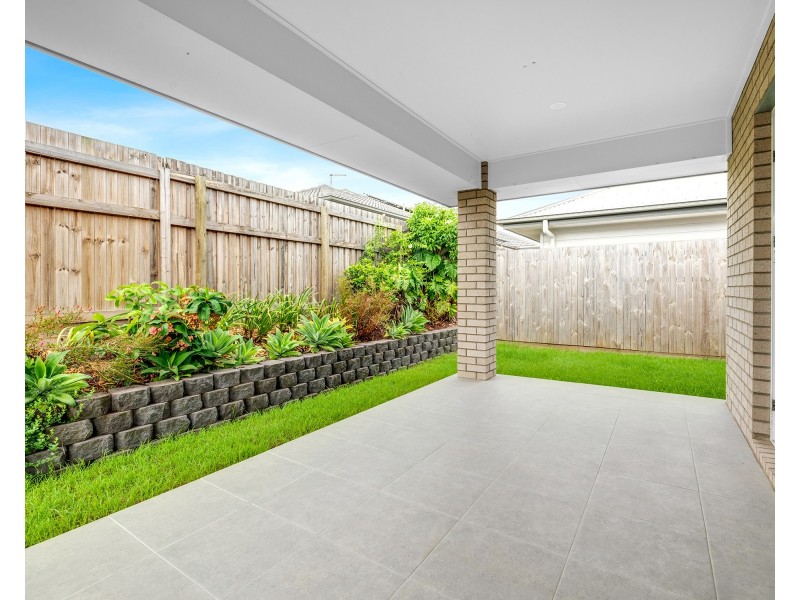 6 Bowen Street, South Maclean QLD 4280