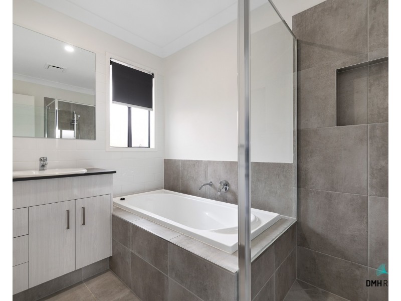 19 Bremer Street, South Maclean QLD 4280