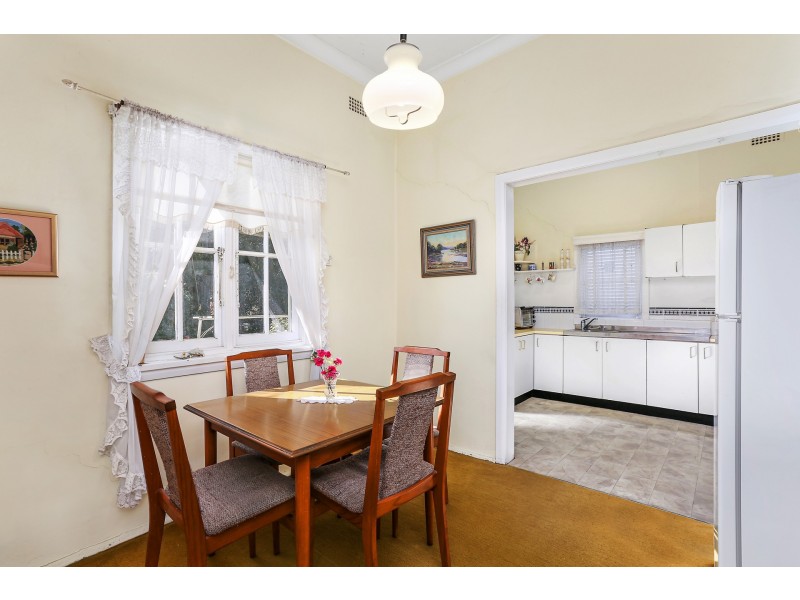 11 Bell Street, Concord NSW 2137